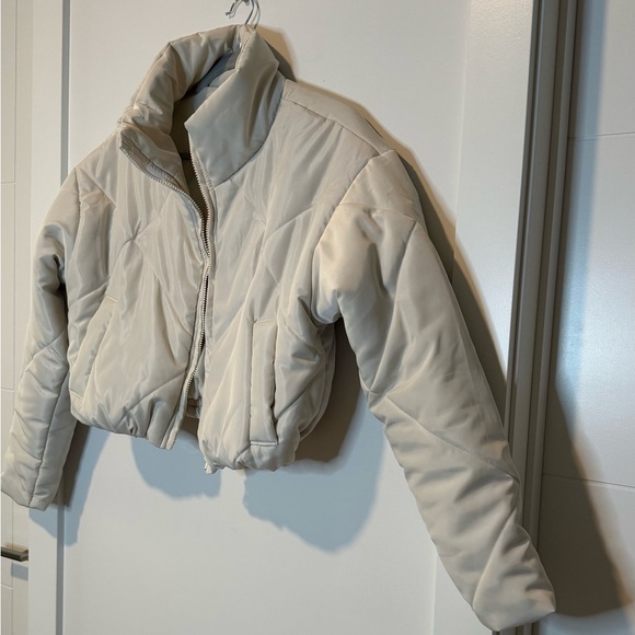 Superdown Rania Cropped Jacket Size Small - Picture 8 of 10